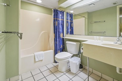 Enjoy those Ocean breathtaking views of this 2BR/ 2 BA, fully