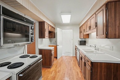 The best opportunities are all about location, and this one is - photo 20