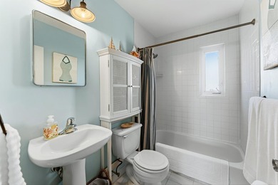 Welcome to 404-06 E Farragut Road Unit 7 - a beautifully - photo 23
