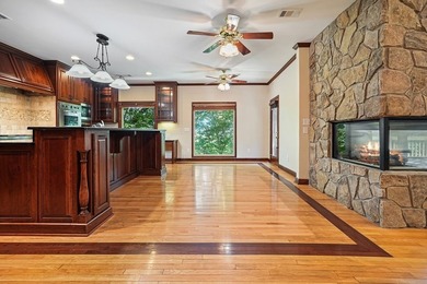 Welcome home to this thoughtfully designed 3BR/3BA residence - photo 28