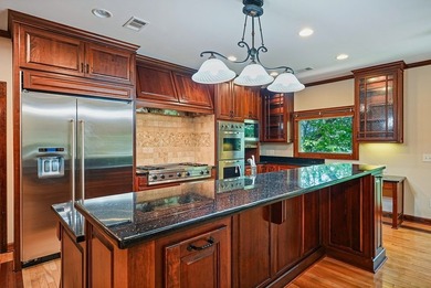 Welcome home to this thoughtfully designed 3BR/3BA residence - photo 29