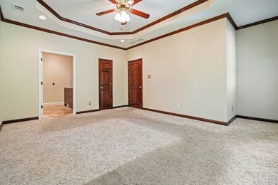Welcome home to this thoughtfully designed 3BR/3BA residence - photo 37