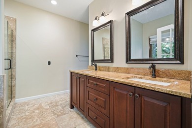 Welcome home to this thoughtfully designed 3BR/3BA residence - photo 39