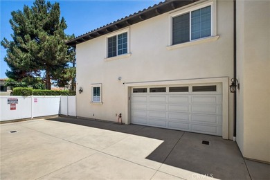 Designer-Perfect Townhome in the Heart of Walteria - Lives Like - photo 42