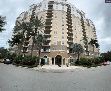 (private lake, pond, creek) Condo For Sale in West Palm Beach Florida