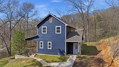 Private 20-acre estate near the Illinois River offering a - photo 6