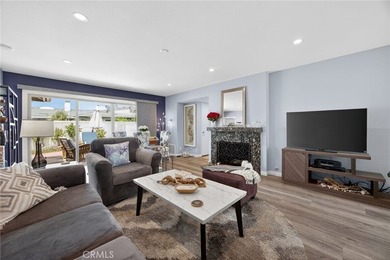 55+ Coastal Living at its best in Hueneme Bay! 3 Bedroom 3 - photo 7