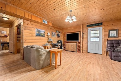 Welcome to your private lakeside retreat! Nestled on over 9 - photo 2