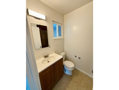 Recently remodeled. Please do not use ShowiTime. There's Supra - photo 13