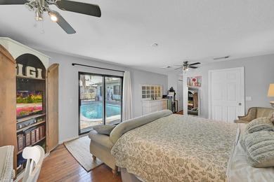 Welcome to this charming 3-bedroom, 2-bathroom single-family - photo 27