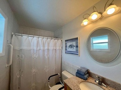 Bring your boats to this beautifully furnished canal front home - photo 3