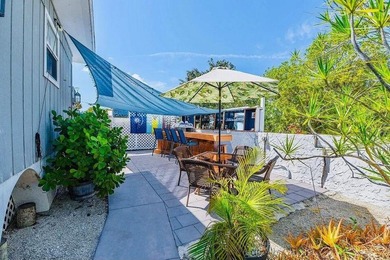 Bring your boats to this beautifully furnished canal front home - photo 9