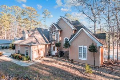 Big Price Change on a SPECTACULAR Deeded Jackson Lake home - Lake Home For Sale in Monticello, Georgia