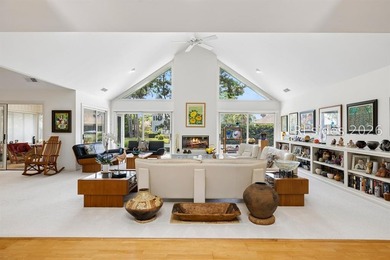 Pristine, thoughtfully updated residence with Sams Point Pond - photo 11