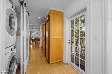 #128 *Twin Shores Cottage* is ideally positioned on the coveted - photo 19