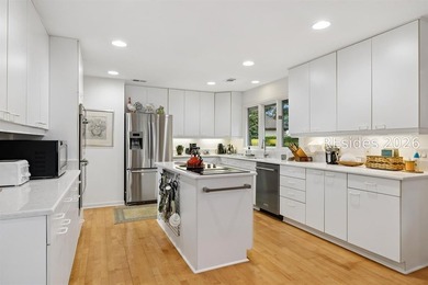 Pristine, thoughtfully updated residence with Sams Point Pond - photo 20