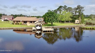 Pungo River - Beaufort County Home For Sale in Belhaven North Carolina