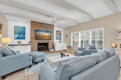 LOCATION-LOCATION-LOCATION~ Welcome home to this beautifully - photo 2