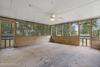 Enjoy waterfront living in this 3-bedroom, 2-bath home located - photo 24