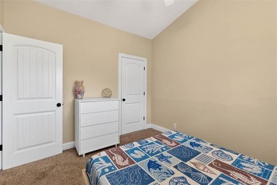 Perfect for full-time living, a vacation getaway, or an - photo 27
