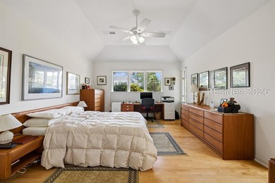 Pristine, thoughtfully updated residence with Sams Point Pond - photo 31