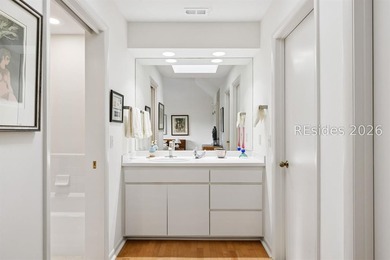 Pristine, thoughtfully updated residence with Sams Point Pond - photo 34