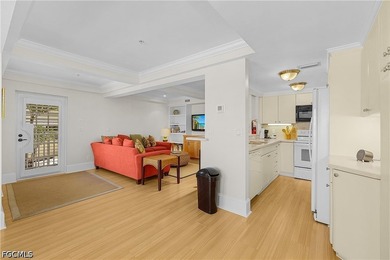 #128 *Twin Shores Cottage* is ideally positioned on the coveted - photo 44