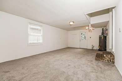 Charming brick ranch in desirable Northwoods Estates featuring - photo 4