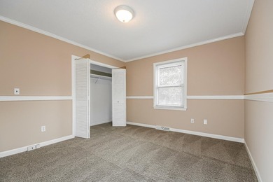 Charming brick ranch in desirable Northwoods Estates featuring - photo 5