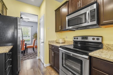 Immaculate and move-in ready, this 2 bedroom, 2.5 bath townhouse - photo 20