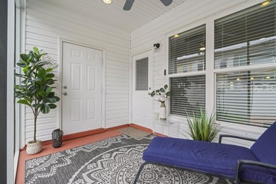 Immaculate and move-in ready, this 2 bedroom, 2.5 bath townhouse - photo 24