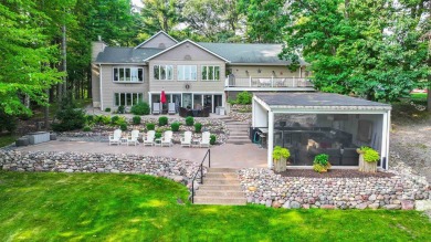 Lake Home For Sale in Waupaca, Wisconsin