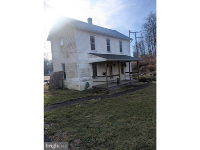 (private lake, pond, coastal) Home For Sale in Frostburg Maryland