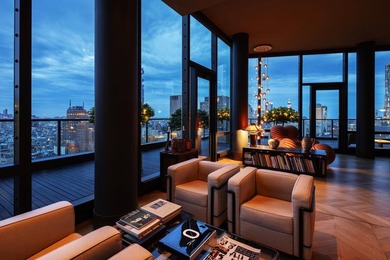 PENTHOUSE 3450 Rising above Tribeca's skyline, PH3450 is a truly - photo 7