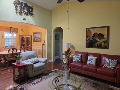 Welcome to this stunning Crepe Myrtle home by Lennar, perfectly - photo 8