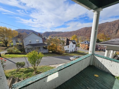 Charming 3-Bedroom Home in the Heart of Hinton, WV with River - photo 19
