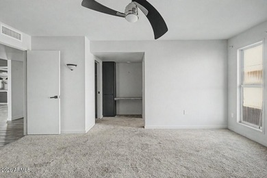 Welcome to this charming 2-bedroom, 2-bathroom single-level home - photo 23