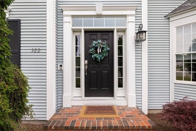 Nestled beautifully on a well manicured quiet lot in Seventeen - photo 3