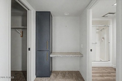 Welcome to this charming 2-bedroom, 2-bathroom single-level home - photo 25