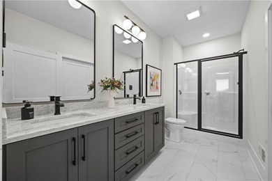 It's perfect! A showstopper! Barely lived in! The owners built - photo 27