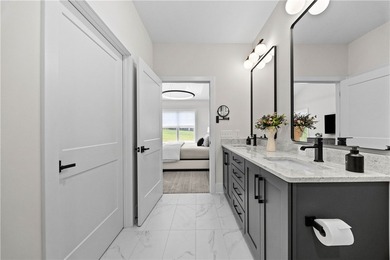 It's perfect! A showstopper! Barely lived in! The owners built - photo 29