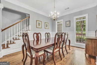 Welcome to your own beautiful estate, where luxury, cozy comfort - photo 29