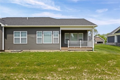 It's perfect! A showstopper! Barely lived in! The owners built - photo 45