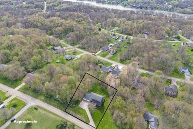 Welcome to your dream home in desirable Apple Valley Lake! This - photo 5