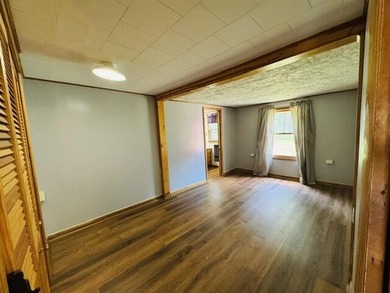 Looking for the perfect Up North getaway? This 2-bedroom, 2-bath - photo 16