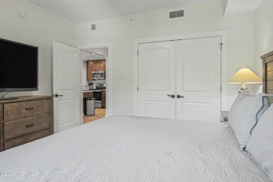 Welcome to resort-style living in the highly sought-after King & - photo 22