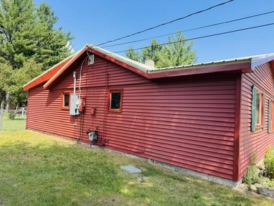 Looking for the perfect Up North getaway? This 2-bedroom, 2-bath - photo 33