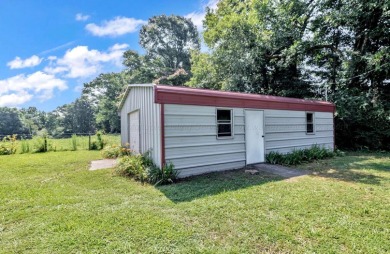 Welcome to this exceptionally well-maintained 3-bedroom, 2-bath - photo 33