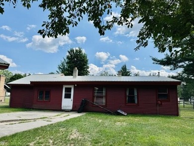 Looking for the perfect Up North getaway? This 2-bedroom, 2-bath - photo 34