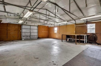 Welcome to this exceptionally well-maintained 3-bedroom, 2-bath - photo 36